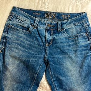 Buckle distressed jeans size 28/32